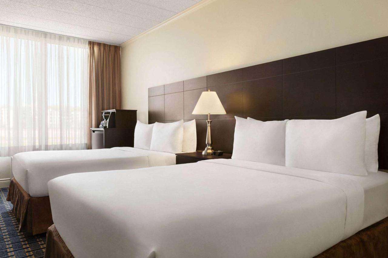 Travelodge By Wyndham Quebec City Hotel & Convention Centre Eksteriør billede